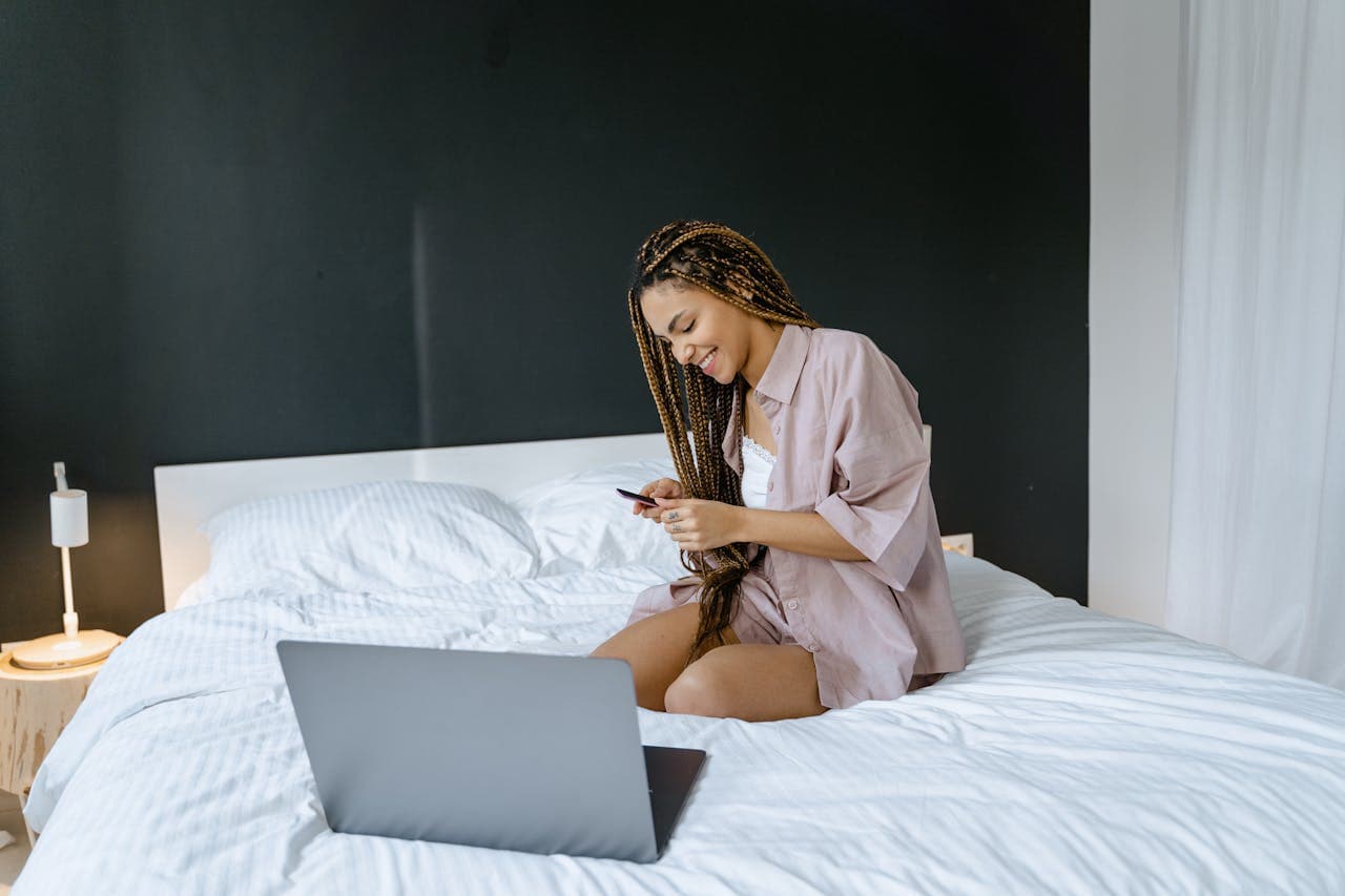 Make Money Online With 100+ Side-Hustles - Prograd