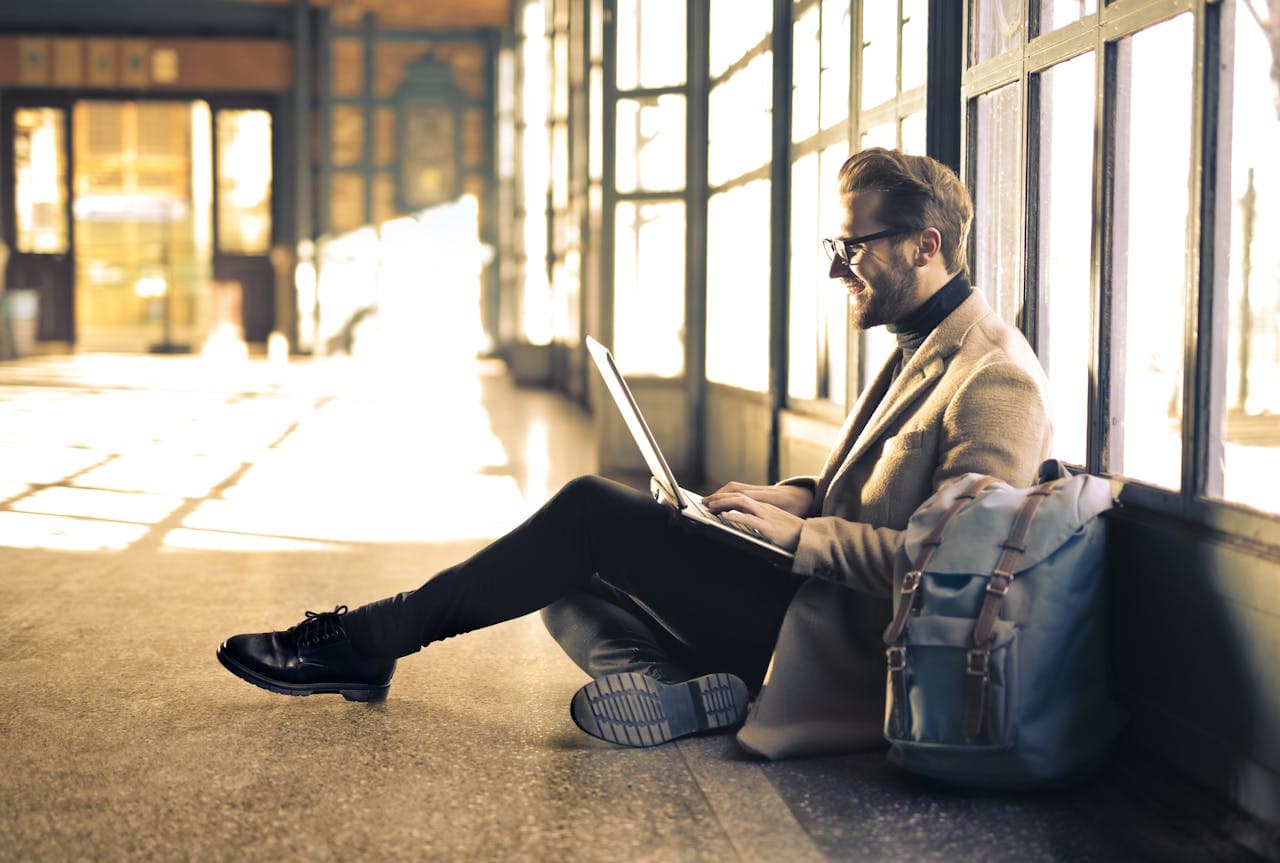 what-jobs-can-i-do-online-in-the-uk