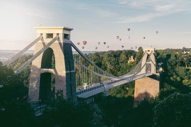 how-much-do-i-need-to-save-for-a-flat-deposit-in-bristol