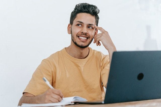 How To Start A Side Hustle At University