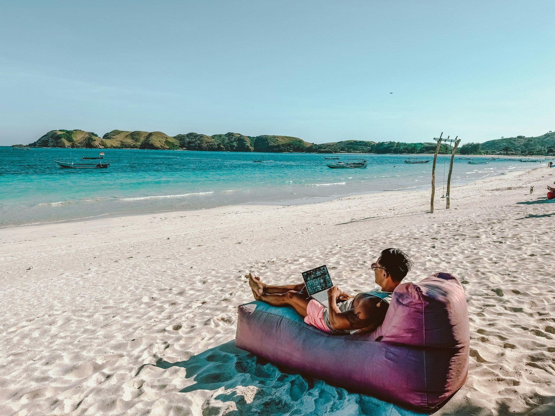 how-to-make-money-online-during-the-summer-break
