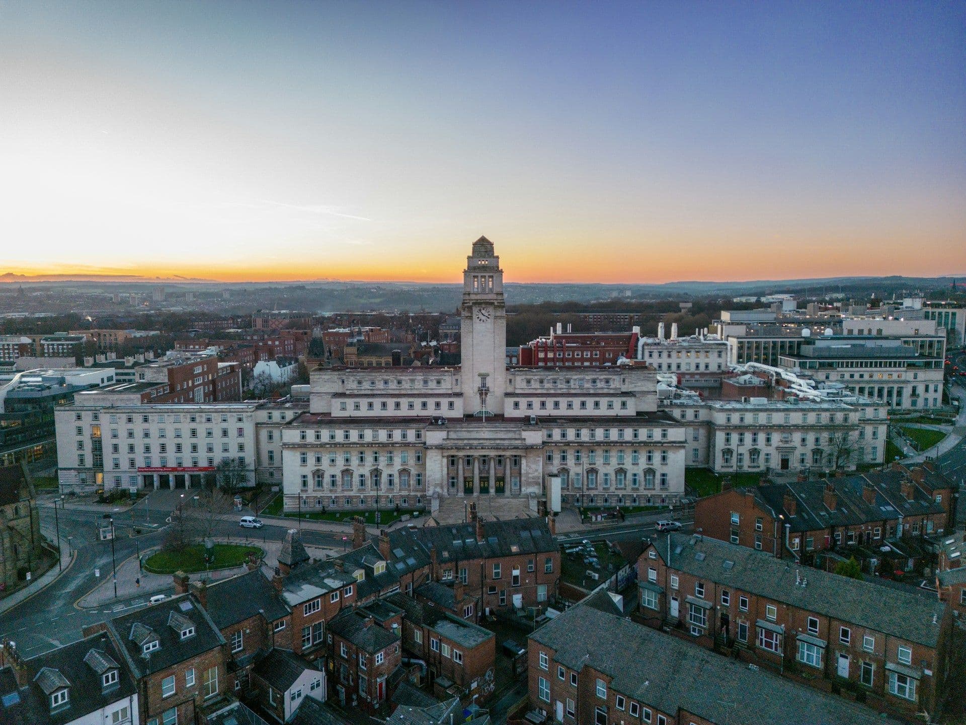 how-much-does-it-cost-to-be-a-student-in-leeds