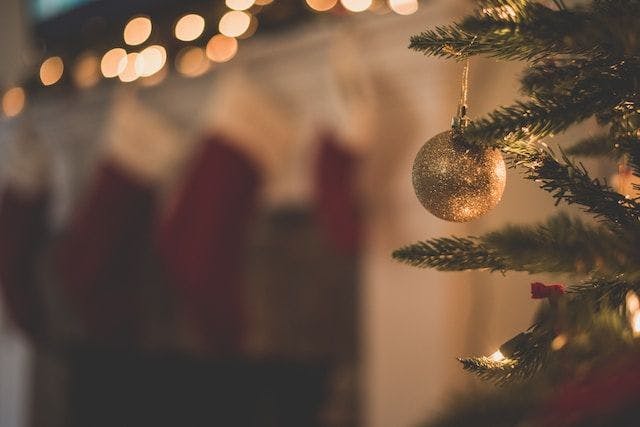5-easy-ways-to-save-money-before-christmas